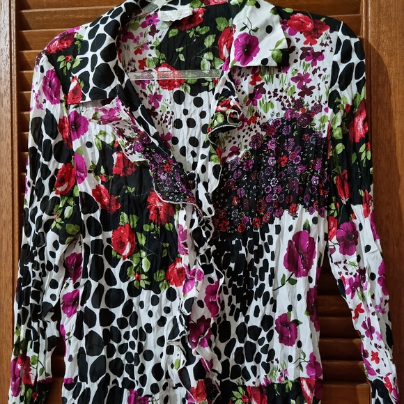 Assorted Top - Picture 10 of 10